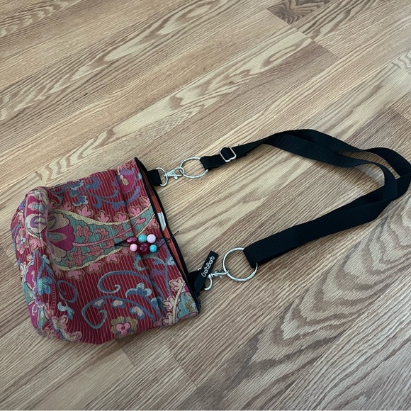 CraftiBarb burgundy pink zipper Tapestry shoulder bag - Picture 6 of 10